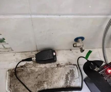 荔浦屋顶漏水维修公司分享下卫生间漏水的危害及解决方法